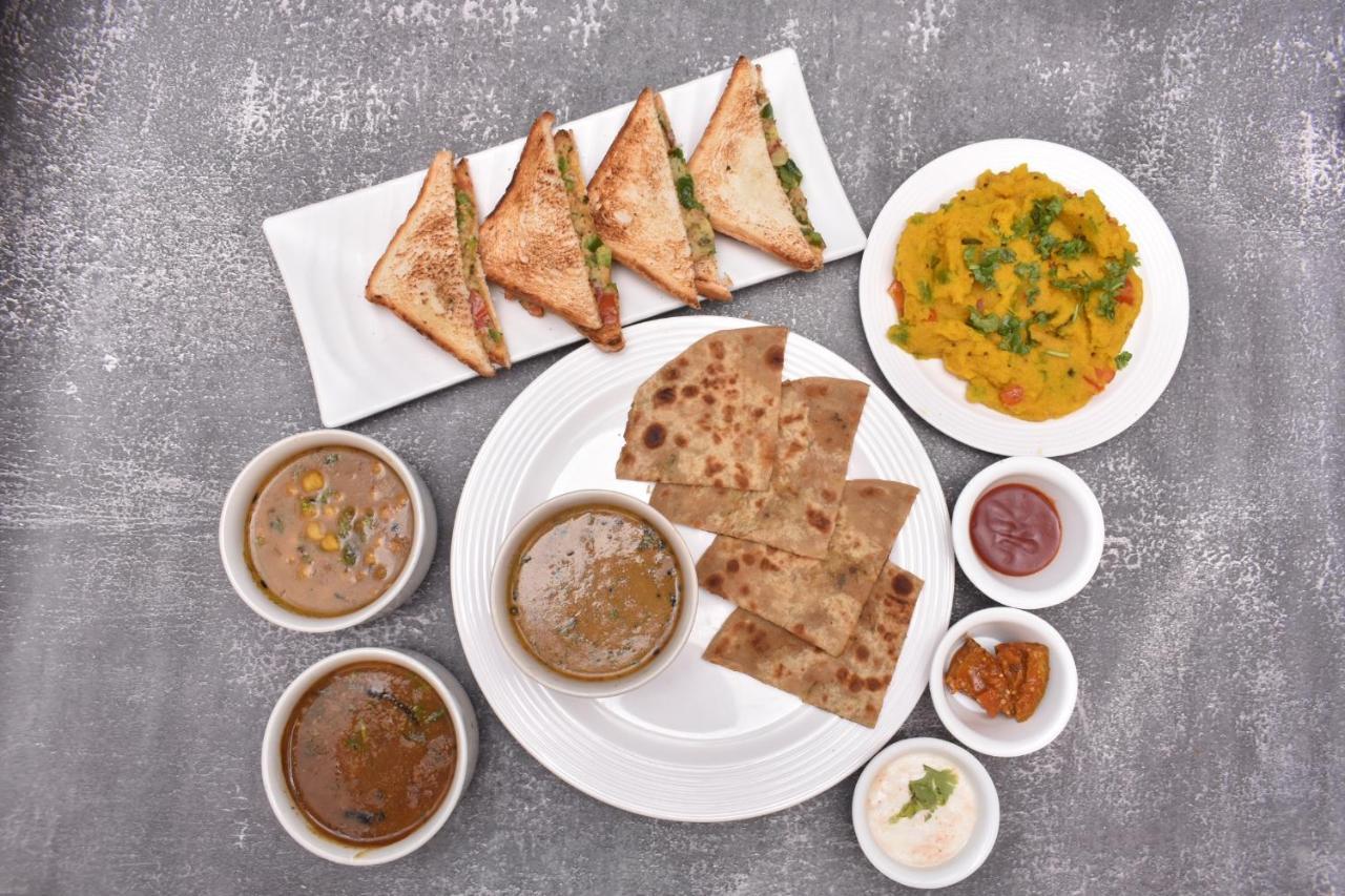 Bed And Chai - Boutique Stay & Tours New Delhi Extérieur photo
